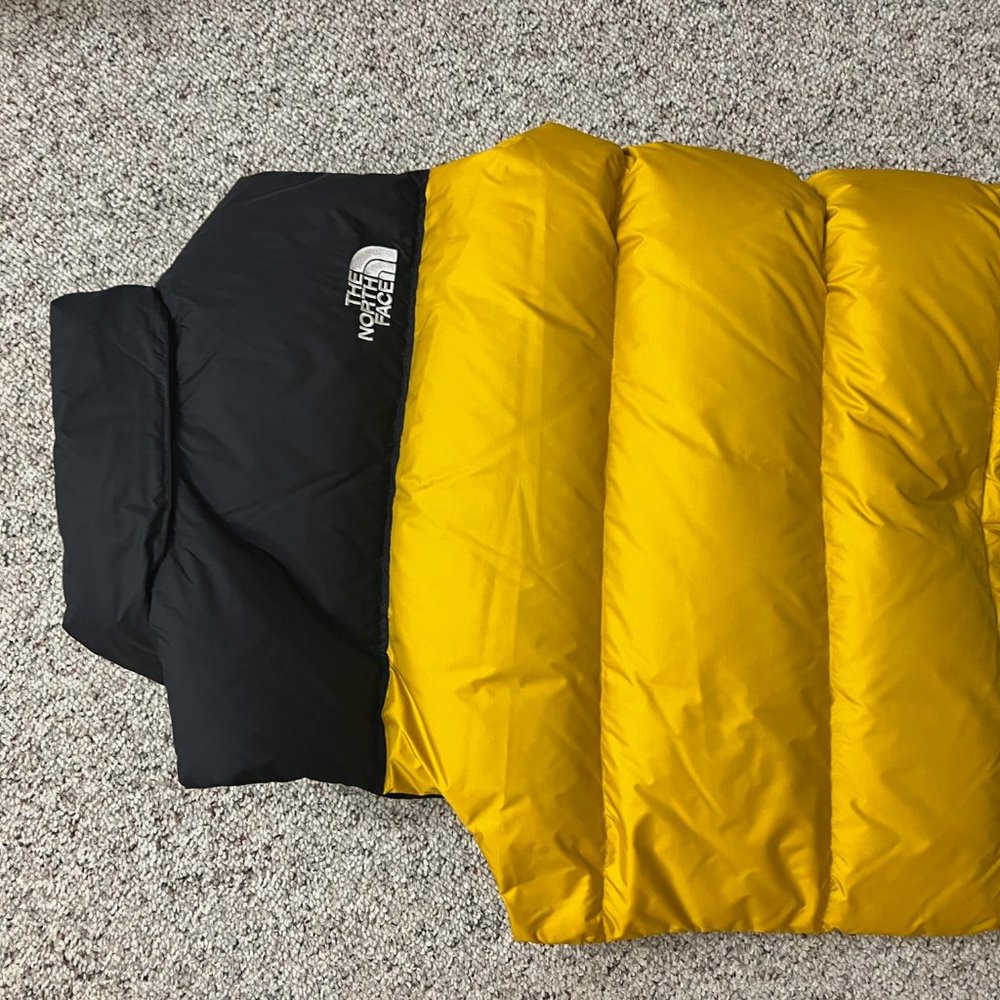 North Face 1996 Retro Nuptse Puffer Vest Men Black - Picture 7 of 7